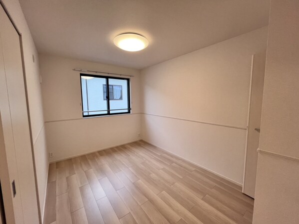 シャリティ・ベルⅡの物件内観写真